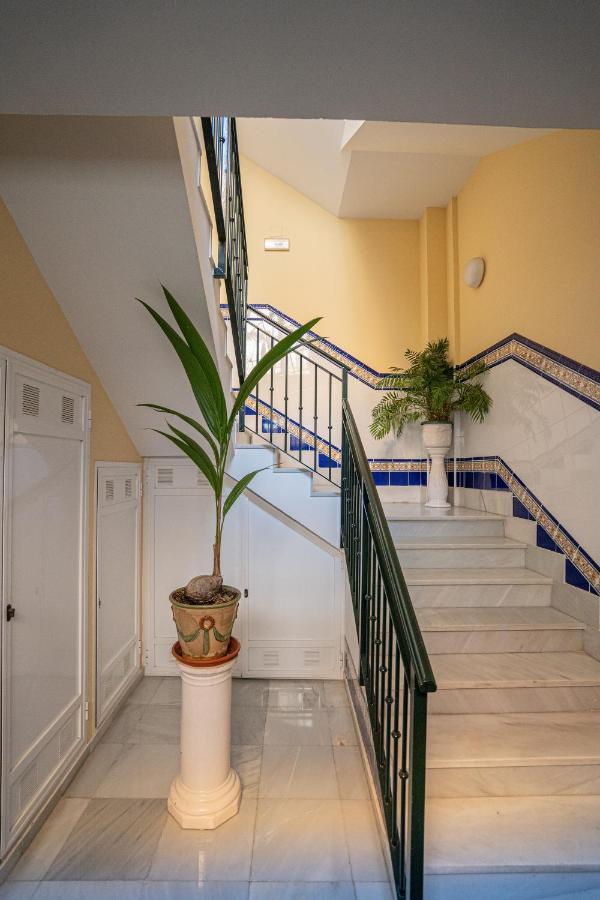 Stay U-Nique Apartment Alonso Benitez マラガ エクステリア 写真
