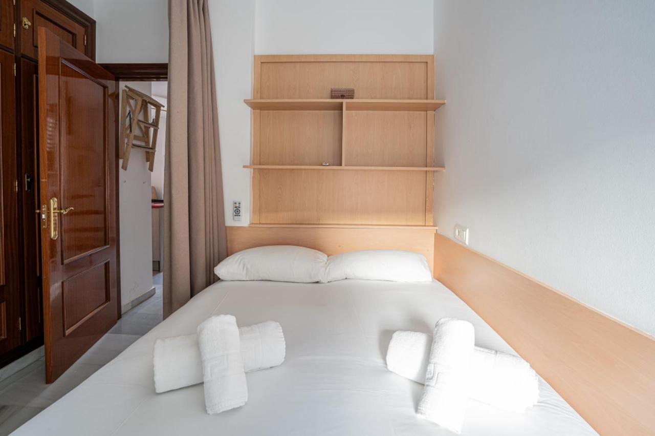Stay U-Nique Apartment Alonso Benitez マラガ エクステリア 写真